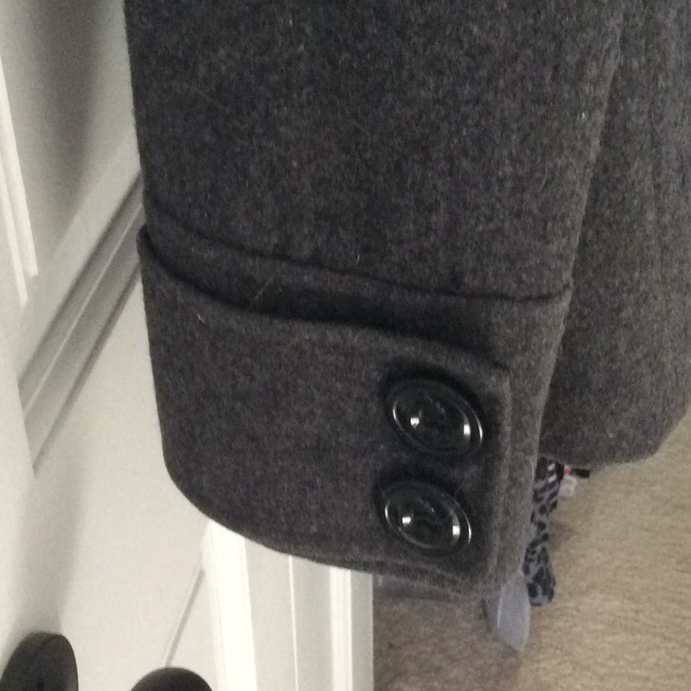 Woolen coat - Picture 4 of 4